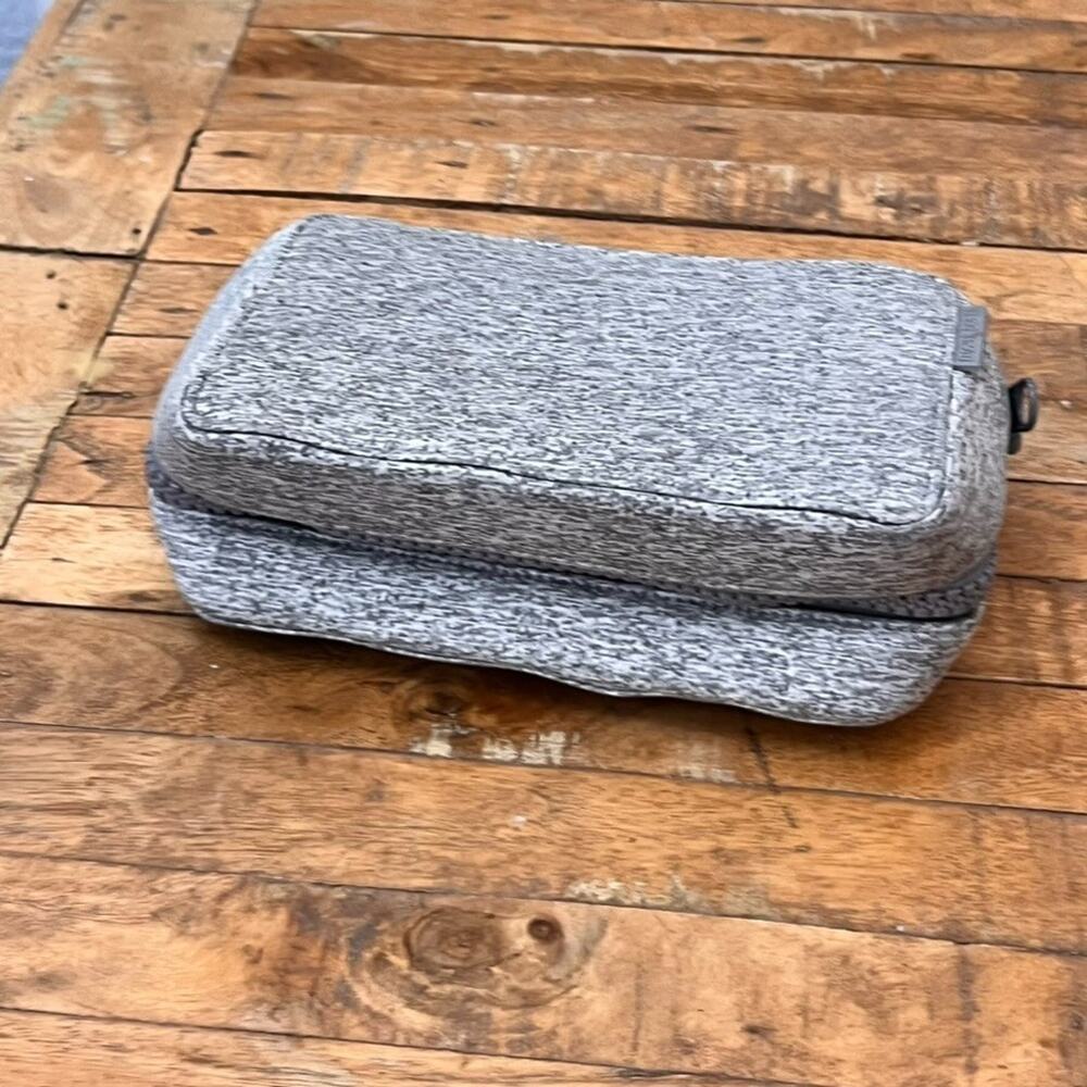 Dagne Dover Arlo Neoprene Tech Organizer Storage Bag Gray Heather - Picture 8 of 13